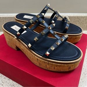 Valentino Garavani Rockstud Leather Cork Platform Mules Marine Sz 37.5 LIKE NEW